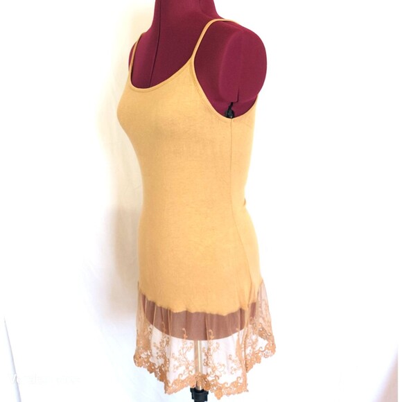 Women's Beige LACE Trim Solid Slip Extender Spaghetti Straps Camisole Dress Sz P - Picture 3 of 6